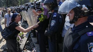 <span class="highlight">ЦРУ</span> и ФБР консултирали Украйна за справяне с безредиците, твърди "Билд"