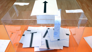 Започва извозването <span class="highlight">на</span> бюлетините за евроизборите