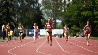 Ефтимова се завърна от <span class="highlight">допинг</span> наказание и покри норматива за европейското