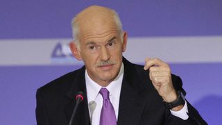В навечерието на предсрочни избори в Гърция <span class="highlight">Папандреу</span> прави нова партия