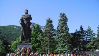 Тържествена заря-проверка във Враца почете загиналите за свободата