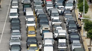 Китайските власти ще проверяват чуждите автомобилни марки за антипазарно поведение