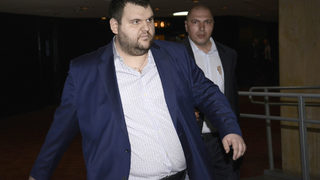 Съдът ще гледа мерките за неотклонение на задържаните за опита за убийство на Пеевски