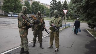 Министърът на отбраната на Украйна отчете над 250 убити проруски сепаратисти за денонощие