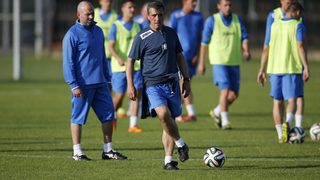 "Левски" замина за лагер в Правец без Гаджев, Генков и Чмовш