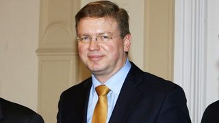 Еврокомисарят по разширяването обсъжда турското правосъдие в Анкара