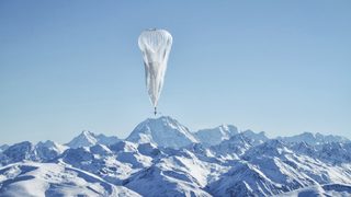 Google ще започне да доставя интернет от балони до една година