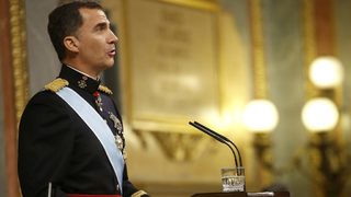 Новият крал на Испания Фелипе VI положи клетва на скромна церемония