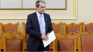 Орешарски благодари на <span class="highlight">Алмуня</span> за подкрепата