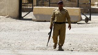 Саудитска Арабия изпрати 30 000 военни по границата с Ирак