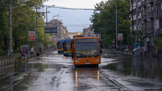Бурята е забавила до 233 минути столичния градски <span class="highlight">транспорт</span>