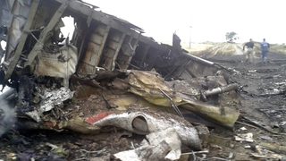 Официално: Боингът в Украйна е свален с ракета, произведена в Русия