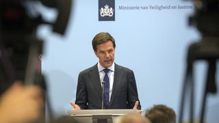 Холандската прокуратура започна разследване за военни престъпления в самолетната катастрофа