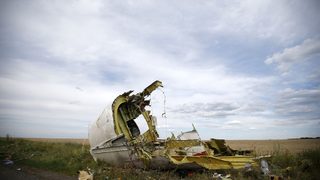 България настоява за незабавно и обективно разследване на случая с малайзийския самолет