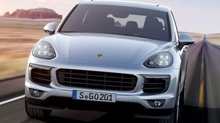 Плъг-ин хибрид и нов V6 мотор в "Порше Кайен" 2015