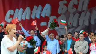 БСП на Бузлуджа: Сами срещу всички