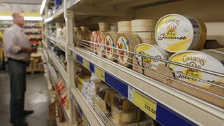 "Нямаме и повече не ни търсете" - какви храни вече липсват в Москва