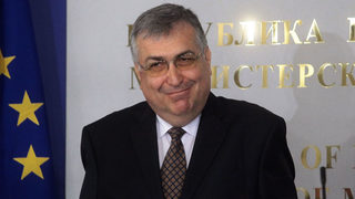 Премиерът Близнашки назначи десетима съветници и началник на кабинета