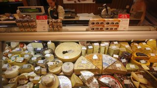Русия изключи някои продукти от хранителното ембарго