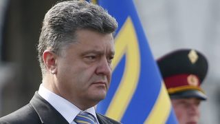 Русия санкционира сина на Порошенко, бившия премиер Тимошенко и стотици други украинци