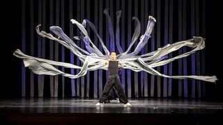 Фотогалерия: Танцът на One Dance Week 2014 досега