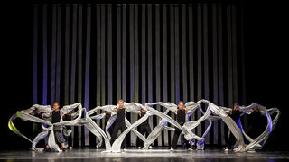 Фотогалерия: Танцът на One Dance Week 2014 досега