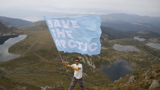 Грийнпийс: 74% от хората по света подкрепят създаването на защитена зона Арктика