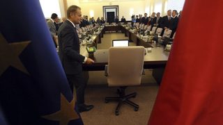 Доналд Туск подаде оставка като полски премиер