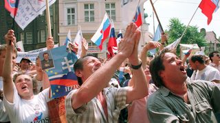 Шотландия преди референдума: Уроци от Чехословакия