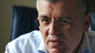 <span class="highlight">Ангарски</span> оцени като напредък готовността на БНБ да слуша мнения