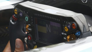 ФИА разясни забранените инструкции от инженер към пилот във F1