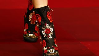 Фотогалерия: Испанската инвазия в <span class="highlight">Dolce</span> & <span class="highlight">Gabbana</span>
