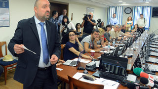 Експерти към ВСС: Проявете здрав разум и кураж и гласувайте с бюлетини