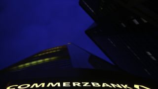 Прокуратурата в Манхатън разследва "<span class="highlight">Комерцбанк</span>" във връзка с пране на пари
