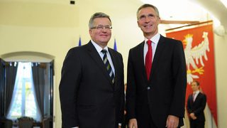 Йенс Столтенберг: НАТО може да разполага военни където поиска
