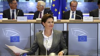 Словенката Аленка Братушек се отказа от поста еврокомисар