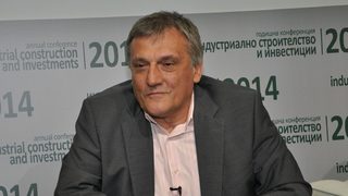 Третият лъч на метрото може да се забави
