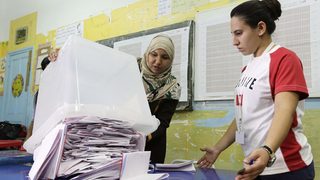 Светската партия "Нидаа Тунес" печели парламентарните избори в Тунис