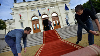 Фотогалерия: Стари и нови лица в парламента