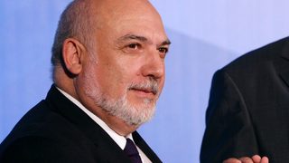 Шеф в КТБ: Искров излъга за офертата на оманския <span class="highlight">фонд</span>