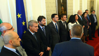 Новите попълнения в парламента след избора на правителство
