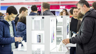 Най-големият щанд на Apple във веригата на Техномаркет отвори врати в София Ринг Мол