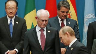 Путин съкрати престоя си в Бризбейн
