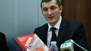Орхан Исмаилов не членувал в партии, готов е да подаде оставка