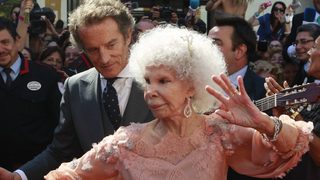Херцогиня Алба, най-титулуваната аристократка, почина на 88 години