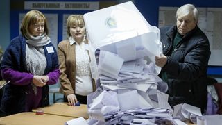 Проруските социалисти водят на изборите в Молдова
