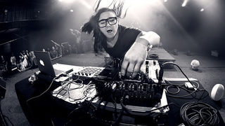 Супергероят на дъбстепа Skrillex ще направи парти в София през януари