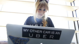 "Форбс": Няколко забрани тук и там не могат да спрат шествието на Uber по света