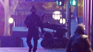 Заложническата драма в Австралия приключи с трима убити