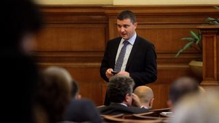 Совалки в парламента за промените в пенсионното осигуряване
